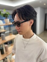 モコヘアーフロール(MOCO hair flor)&nbsp;大人の色気を引き出すニュアンスセンターパート