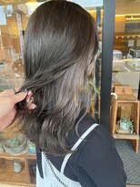 ヘア プロデュース キュオン(hair produce CUEON.)&nbsp;オリーブグレージュ × グレージュ