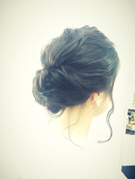 ヴォイス(voice) お呼ばれヘア♪