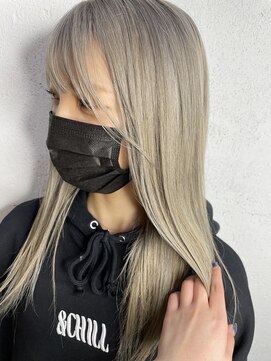 エイト 福岡天神店(EIGHT fukuoka) ホワイトベージュ