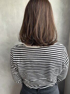 キチ(kichi.) [kichi.] ロブ×くすみベージュ