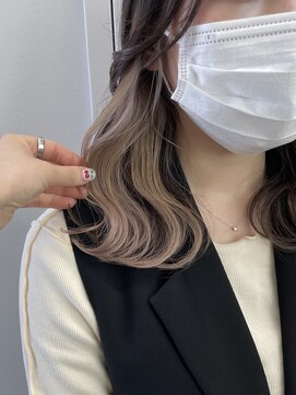 アライブ キチジョウジ(ALIVE Kichijoji) 韓国風インナーカラー×ベージュ