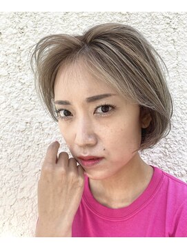 クラク 笹塚店(KURAKU) 白髪ぼかし/ハイライトカラー/グレージュ/ショートボブ/30代40代