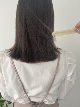 ディッシィ 立川(D'ICI) 《SAYAKA》柔らか透明感グレージュ