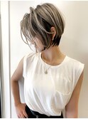 外国人風ショート バレイヤージュ 前下がりショート t829