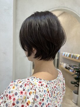 ラボヌールヘアーグレース 門前仲町店(La Bonheur hair grace) 丸みショート