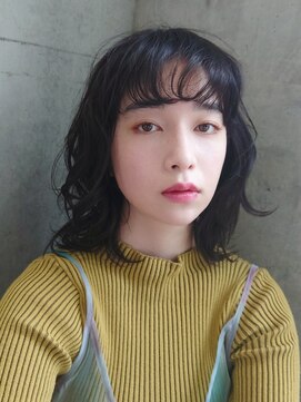 マノハル(MANOHARU) ミディアムウルフ＃お洒落パーマ＃伸ばしかけ＃黒髪