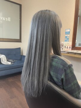 ブラベリー(Bravery) ブリーチからの、アッシュグレージュカラー☆