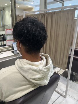 アッシュ 東戸塚店(Ash) ゆるめツイスパ