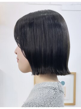 イコ 表参道原宿(ico) ぷつっとボブ　オリーブグレージュ　イルミナカラー