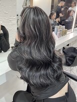 ブレンド 渋谷(BLend)&nbsp;黒髪ボブルフネビージュ小顔ワンレンスペインカール