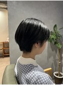ショートボブ/前下がりショート