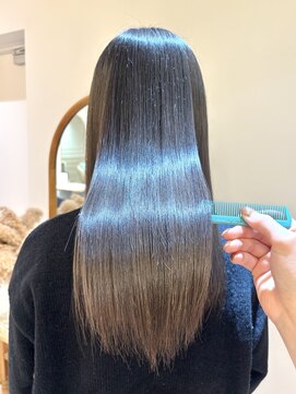 アンド ラ ブランシュ(&.La Blanche) フェミニンロング/メルティカラー/似合わせカット/髪質改善