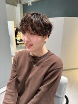 アム(amu)&nbsp;刈り上げ女子/パーマヘア/くるくるパーマ/ショートパーマ