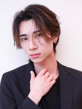 エフエム 渋谷(FM) 束感モテるツーブロックセンターパートニュアンスパーマ