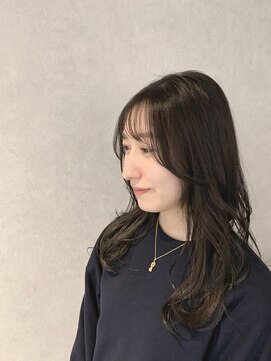 ルフト(Luft.) 韓国風　グレージュ　ゆるふわ　巻き髪