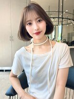 ロンド クラン 岡崎(Lond Clan)&nbsp;ふわっと軽さのあるフェミニンボブ