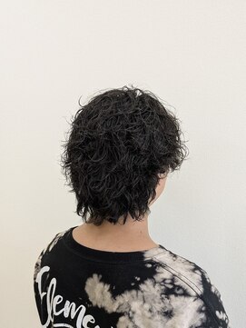 アミックス リツリン コウエン AMIX RITSURIN PARK 夏にピッタリ！無造作感がおしゃれなサーフカールパーマ