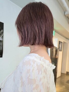 マカロニコースト(macaroni coast) ボブ ブリーチカラー ピンクパープル 顔周りレイヤー