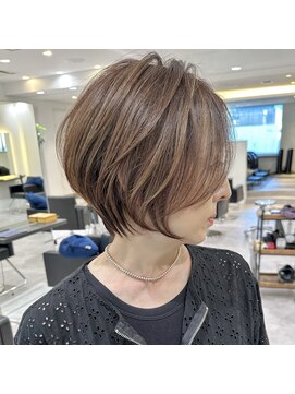 バンプ ギンザ(BUMP GINZA) 30代40代50代ショート白髪ぼかし白髪染め面長似合う髪型【松原】