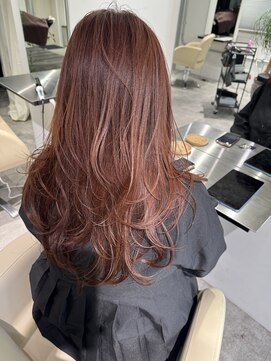 海外レイヤーハッシュカット暖色系カラー白髪ぼかし韓国レイヤー