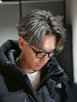 メッツ 原宿(METS) MEN'S/毛流れセンターパート×ハイライト/テーパーフェード