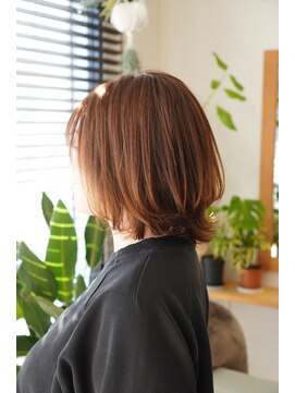 ライトリー(LYTRIE) はじめてのウルフカットに◎丸みウルフ