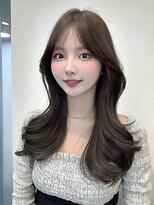 クイーン バイ ノイズ 西院(QUEEN by noism)&nbsp;大人可愛い20代30代40代小顔ウルフレイヤーボブ丸み艶ロング