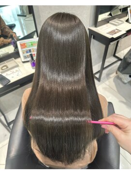 フォルテ プリモ 焼津 藤枝(FORTE PRIMO) オリーブグレージュ/韓国レイヤーカット/髪質改善/ダブルカラー