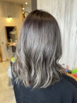 エニ(eni)&nbsp;《eni》ブリーチなし◎グレージュ
