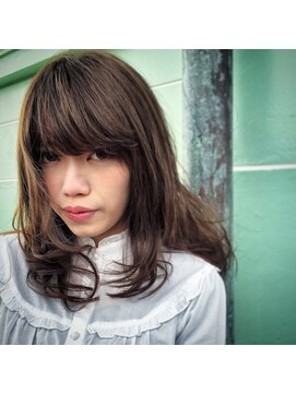 シュールトルワ(SUR TROIS) ゆるふわナチュラル