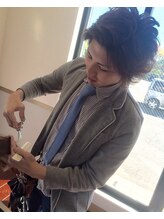 スーリールアドラーブルヘア(Sourire Adorable Hair) 丸山 佳祐