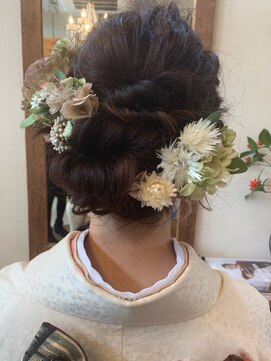 和装アップ お花屋さんの髪飾り 着物 着付け ヘアセット L エイチビー Hb のヘアカタログ ホットペッパービューティー