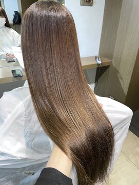 ディア(.eer) 【.eer ディア南船場】縮毛矯正　艶々ストレート　梅雨時期対策