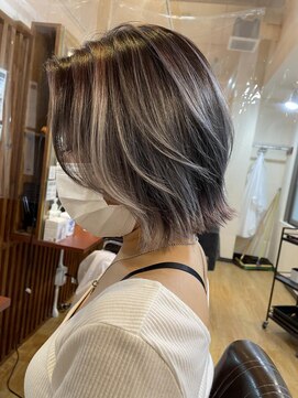 ブリッツ レボ(BLITZ-REVO) ☆RyoMatsubaraによる艶々ブリーチデザイン