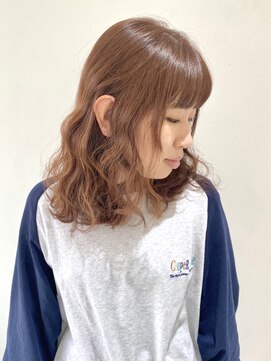 フォーク FOLK 【FOLK】透明感ペールオレンジ☆似合わせ波巻きミディアム♪