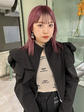 ロジ(loji) パツっとバング×淡ピンク