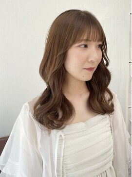 ルーナ(Luna) ナチュラル ブリーチなしベージュブラウン