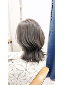 外ハネミディアムローレイヤースタイル◎20代30代40代