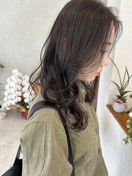 イルプロム 御厨店(illuprom.) 暗めアッシュ