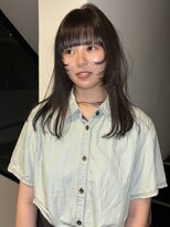 ドロップ(drop)&nbsp;ワイドバング＋顔まわりレイヤーでおしゃれな存在感を発揮