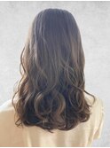 20代30代大人かわいいベージュナチュラルセミロングヘアー美肌