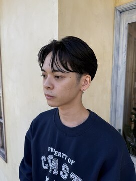 エイミーバイアフロート(amie  by afloat) 【伊藤指名限定】ナチュラル刈り上げセンターパート