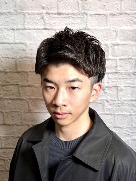 銀座マツナガ 新宿野村ビル店 短髪パーマ