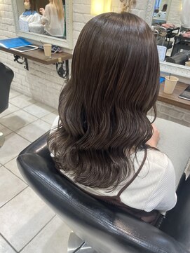 ルグランシャトー(Le grand chateau) オリーブグレージュ