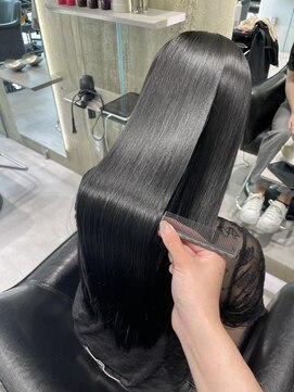 ホヌア(hoNua.) 【髪質改善×透明感カラー】