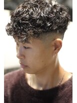 キングスマントーキョー 三鷹店(KINGSMAN TOKYO)&nbsp;アップバング / ツーブロック / スキンフェード[三鷹/バーバー]