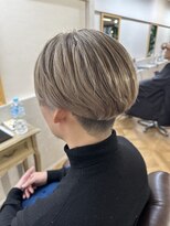 インビテーション(invitation) ブリーチカラー ローライト