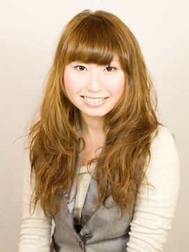 カラメラ(CARAMELA) 前髪パッツンのエアリーウェーブ