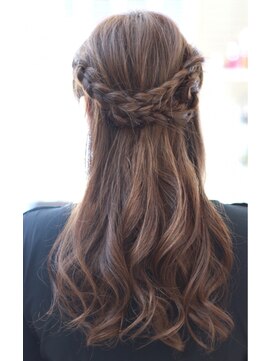 グラスペディア(graspedia) 編みこみハーフアップ